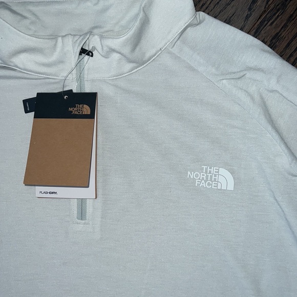 NWT - The North Face® Wander 1/4 Zip pullover - 2XL - Picture 3 of 10